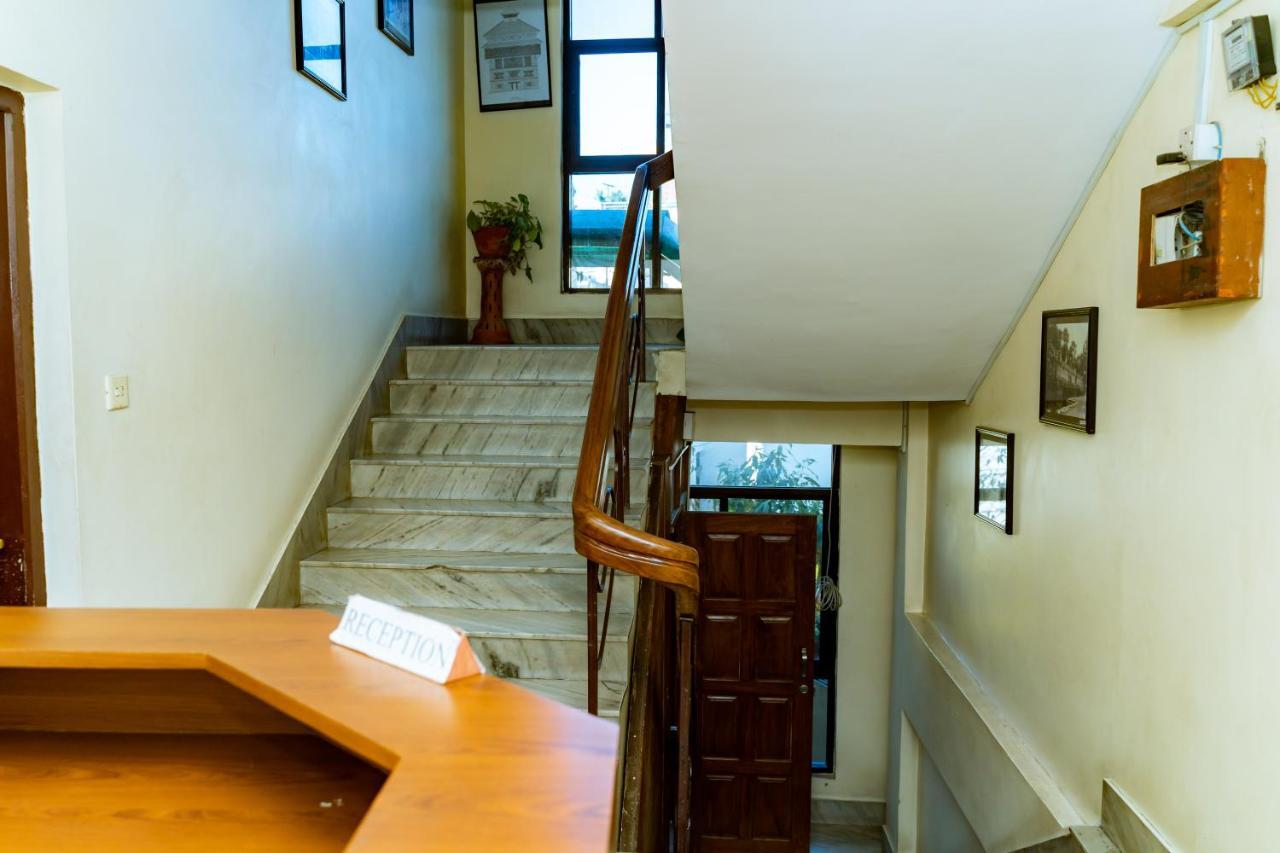 Kbb Hotel And Apartments Hosted By Hostmandu Lalitpur Eksteriør billede