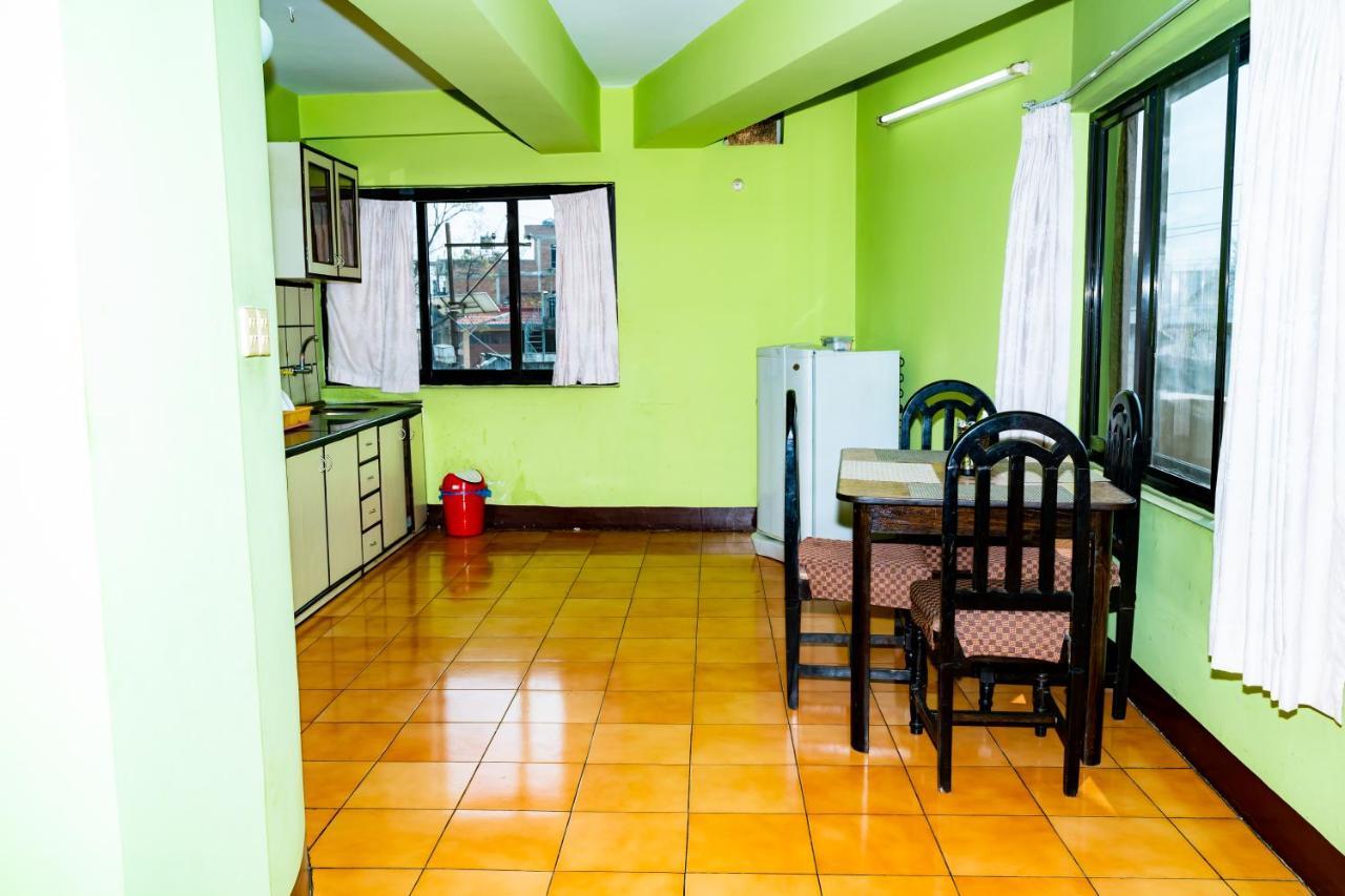 Kbb Hotel And Apartments Hosted By Hostmandu Lalitpur Eksteriør billede