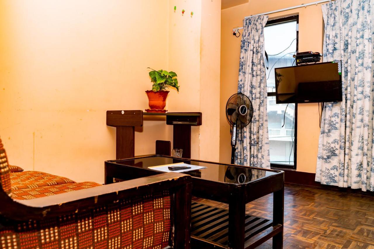 Kbb Hotel And Apartments Hosted By Hostmandu Lalitpur Eksteriør billede